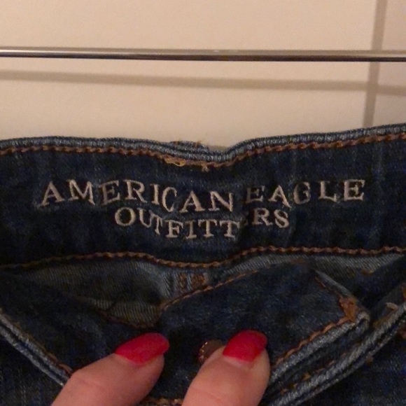 American Eagle Outfitters Jean shorts sz 4 - Picture 2 of 4